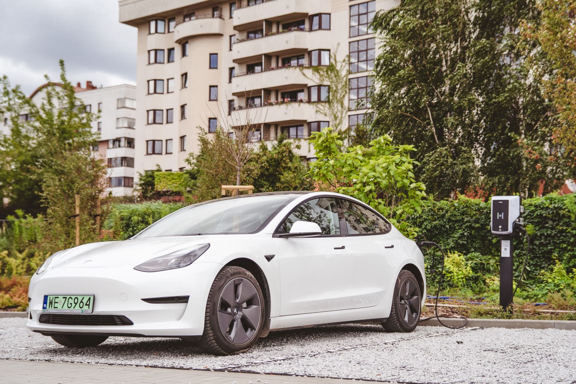 Deployment: EV charging at the „Na Skraju” estate